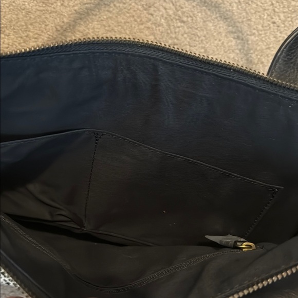 Fossil Black and White Calve Hair Shoulder Bag with Two-Tone Elegance - Picture 13 of 14